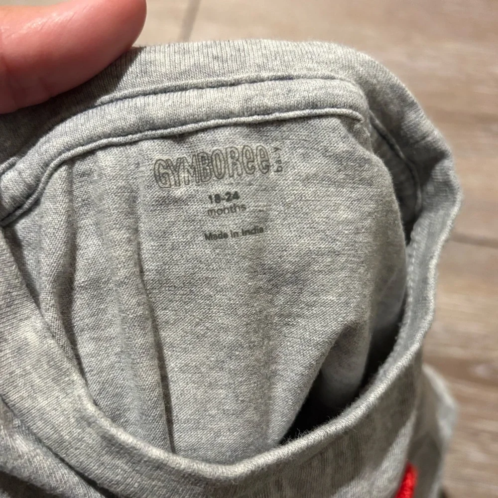 Gymboree‎ “I love Trucks” shirt